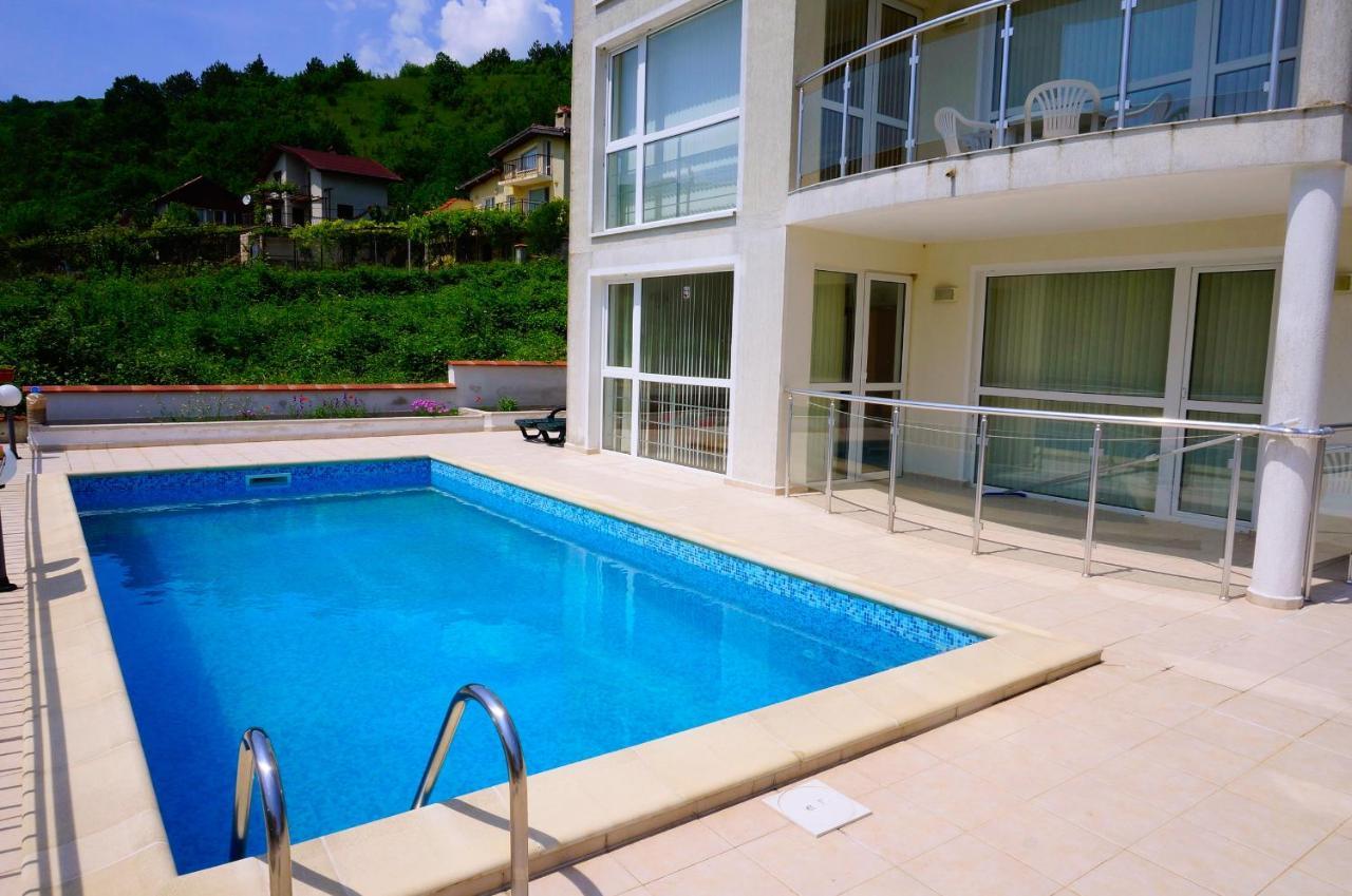 Апартамент Серена - Apartment Serena - Balchik Villa Zone Bagian luar foto
