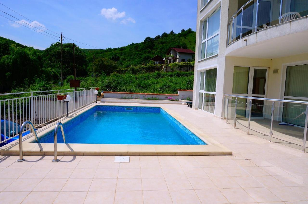 Апартамент Серена - Apartment Serena - Balchik Villa Zone Bagian luar foto